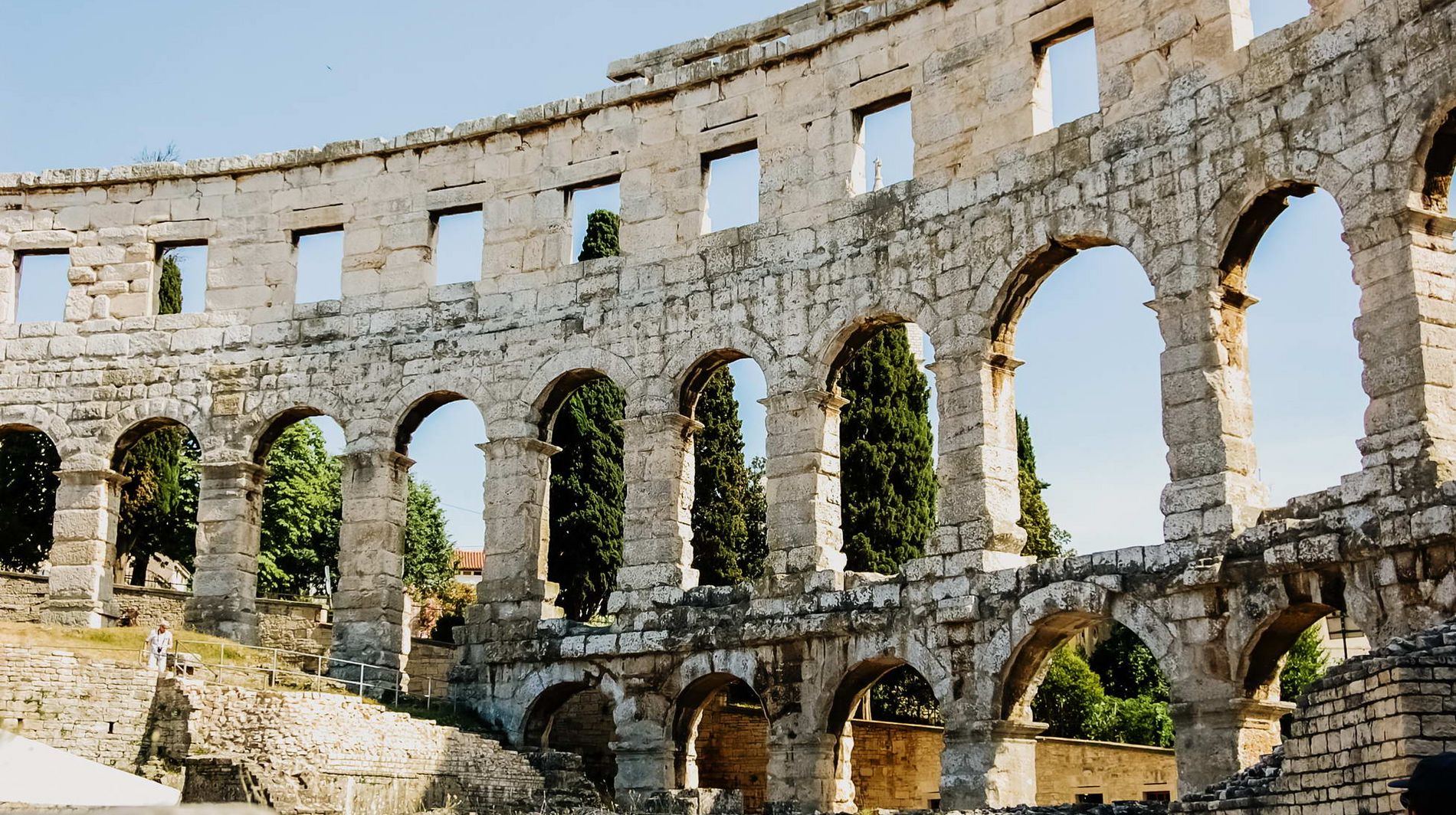 roman-amphitheater-in-pula-2023