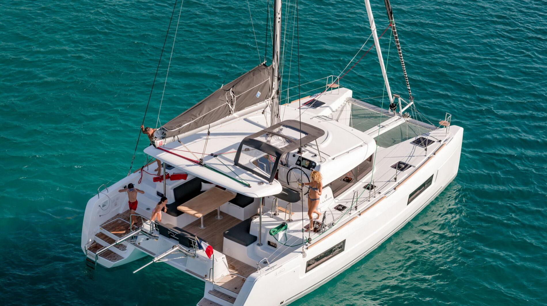 Lagoon 40