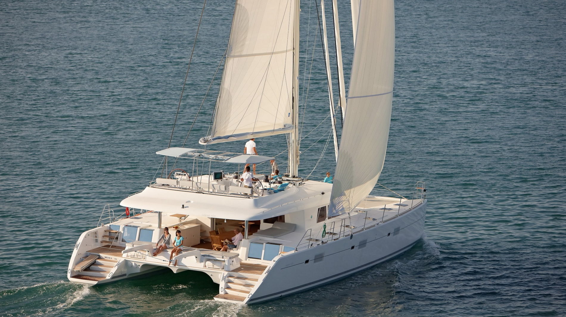 New Lagoon 620 Crewed in France