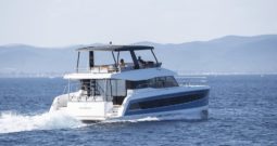 Fountaine Pajot MY 6