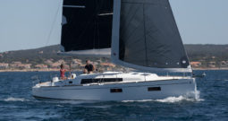 Beneteau Oceanis 38.1