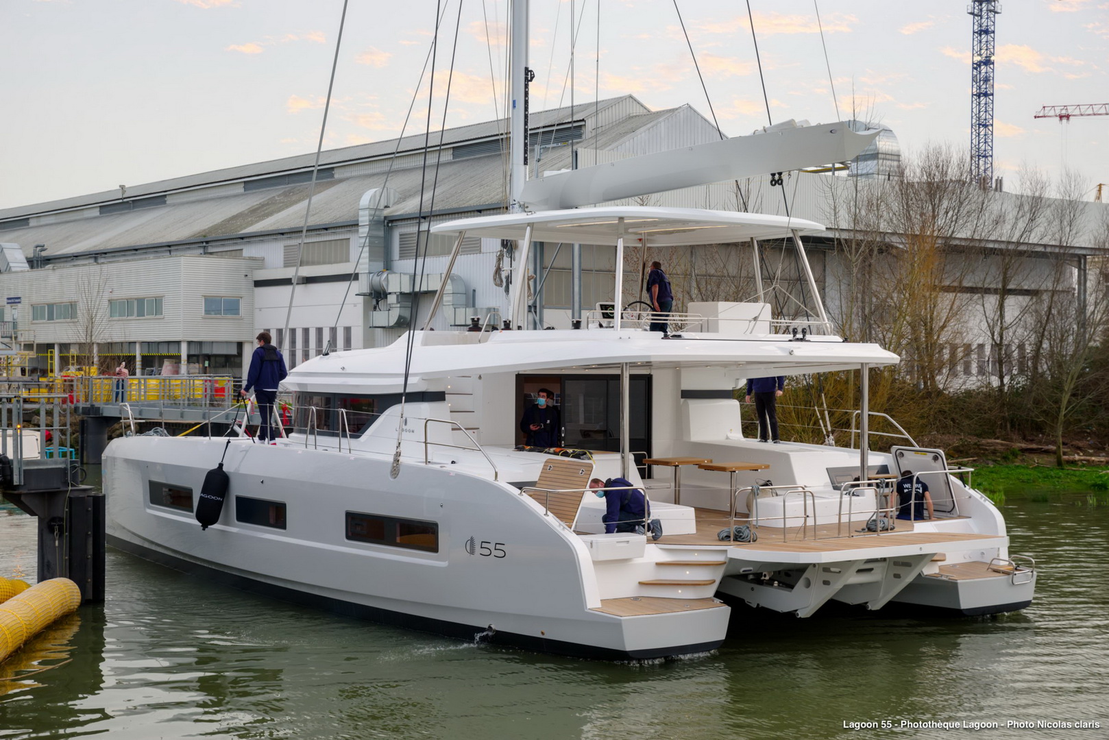 lagoon 55 yacht